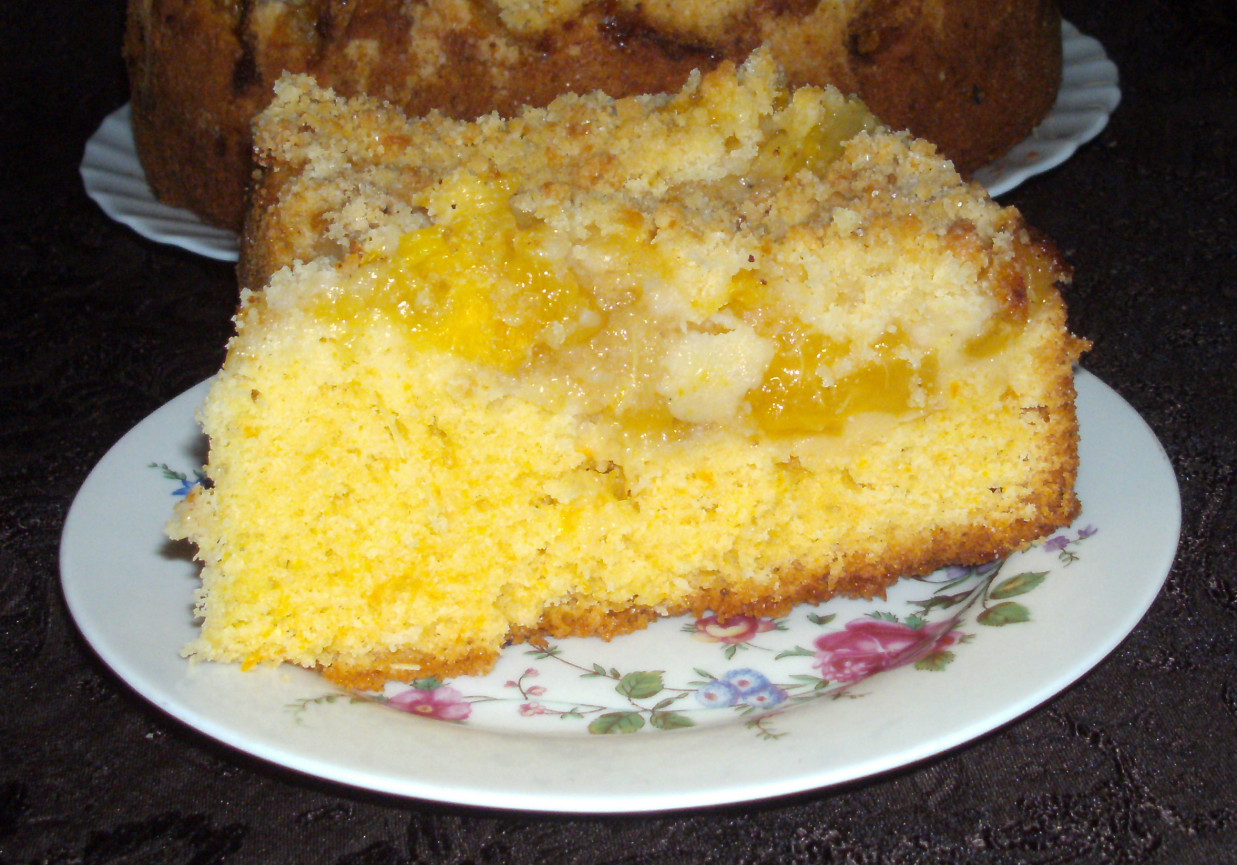 ciasto pomarańczowe z gruszkami i kruszonką... foto