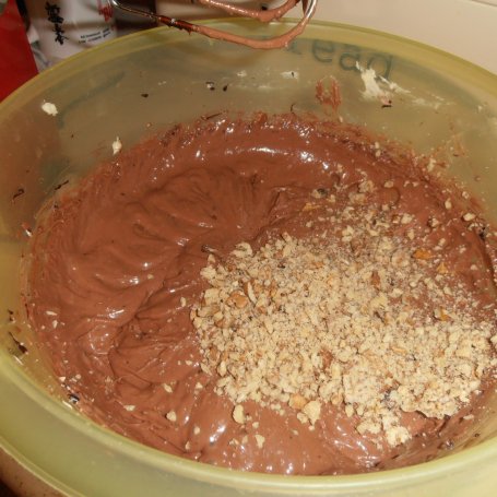 Krok 4 - Ciasto porzeczkowa fantazja z kremem czekoladowym foto