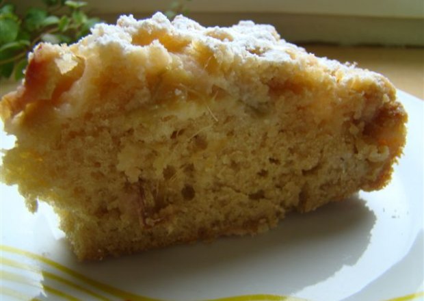 Fotografia przedstawiająca Ciasto rabarbarowe z imbirem