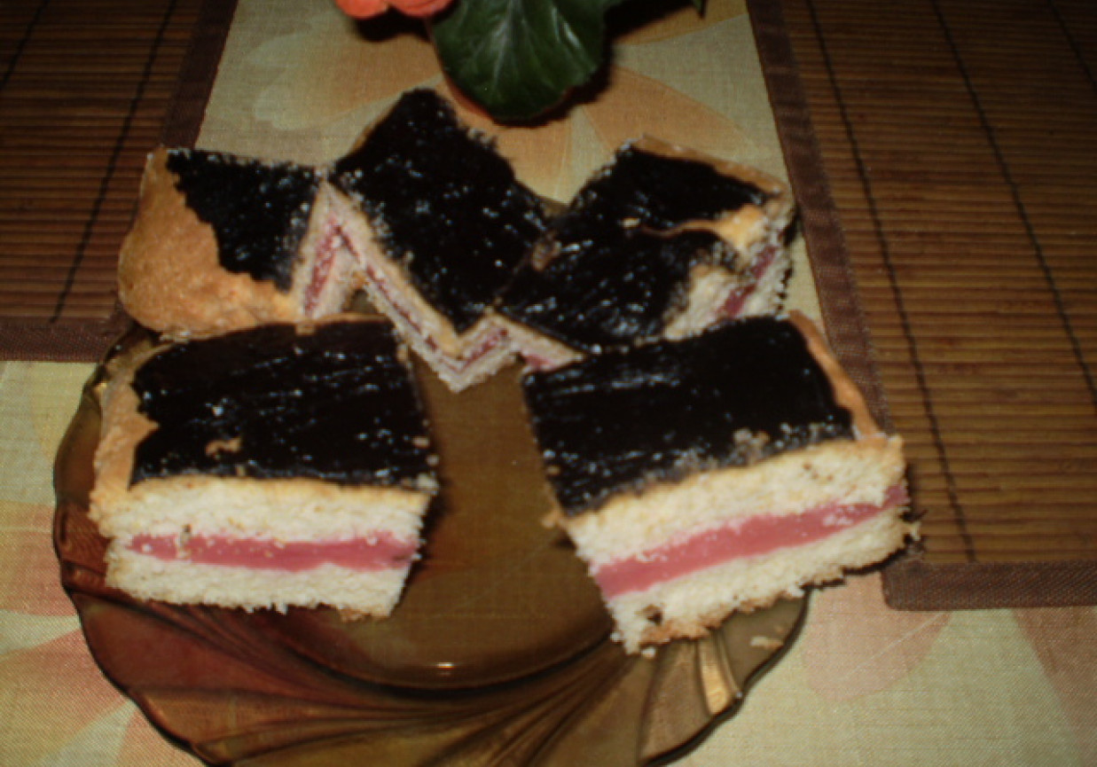 Ciasto\" truskawkowe\" foto