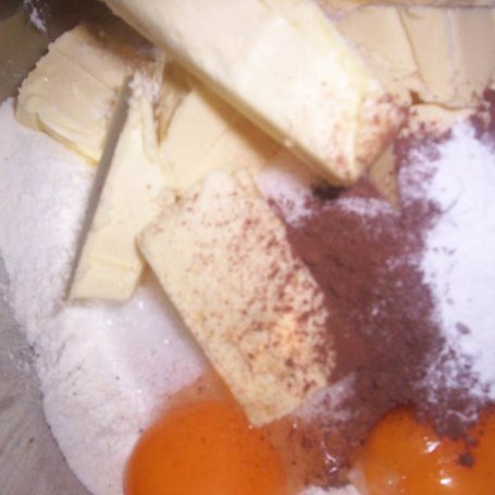 Krok 1 - Ciasto truskawkowo - rabarbarowe z kakao foto