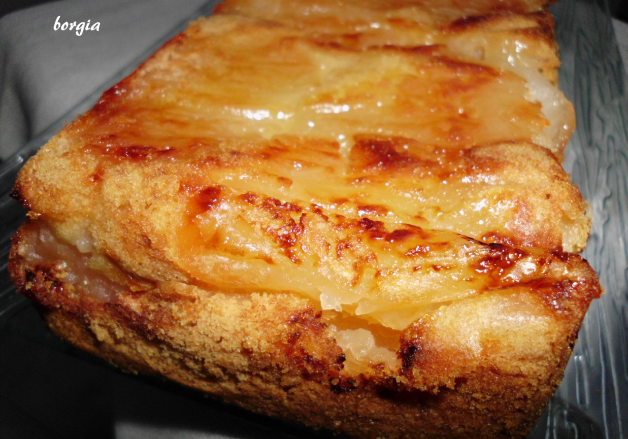 Ciasto ucierane z jabłkami karmelizowanymi foto