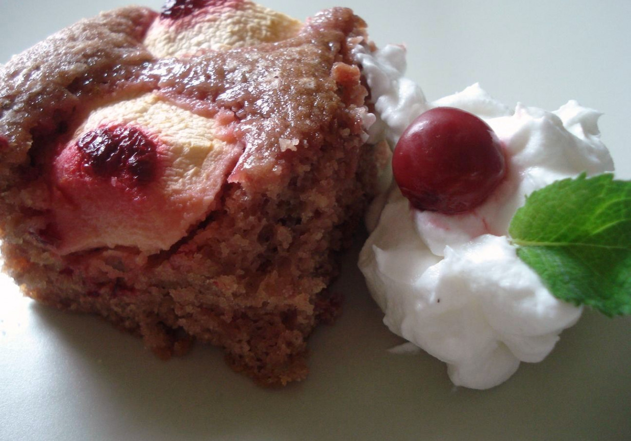Ciasto wiśniowo- jabłkowe foto