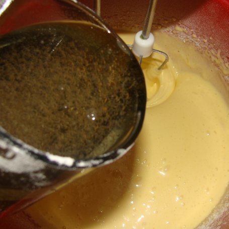 Krok 3 - Ciasto z ananasem foto