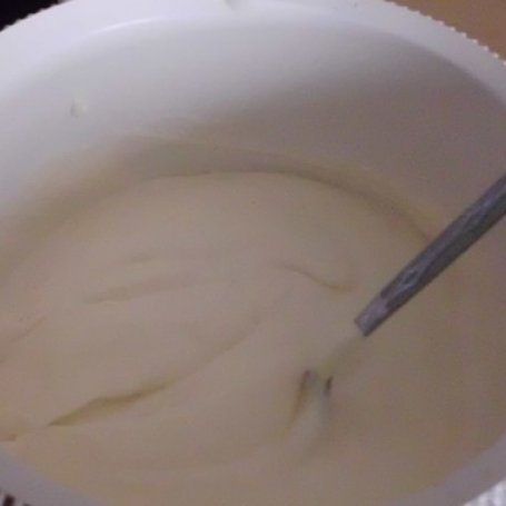 Krok 2 - Ciasto z bezami foto