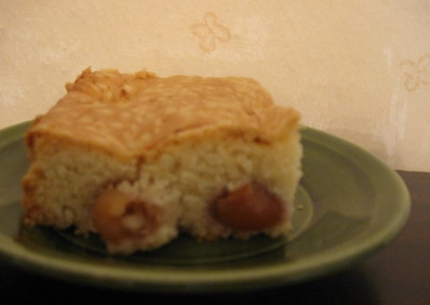 Fotografia przedstawiająca Ciasto z czereśniami