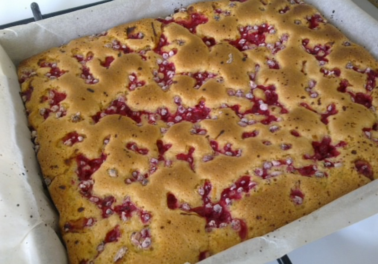 Ciasto z czerwoną porzeczką foto