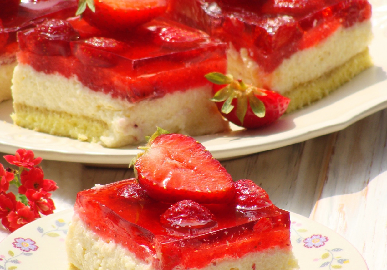 Ciasto z grysikowym kremem foto