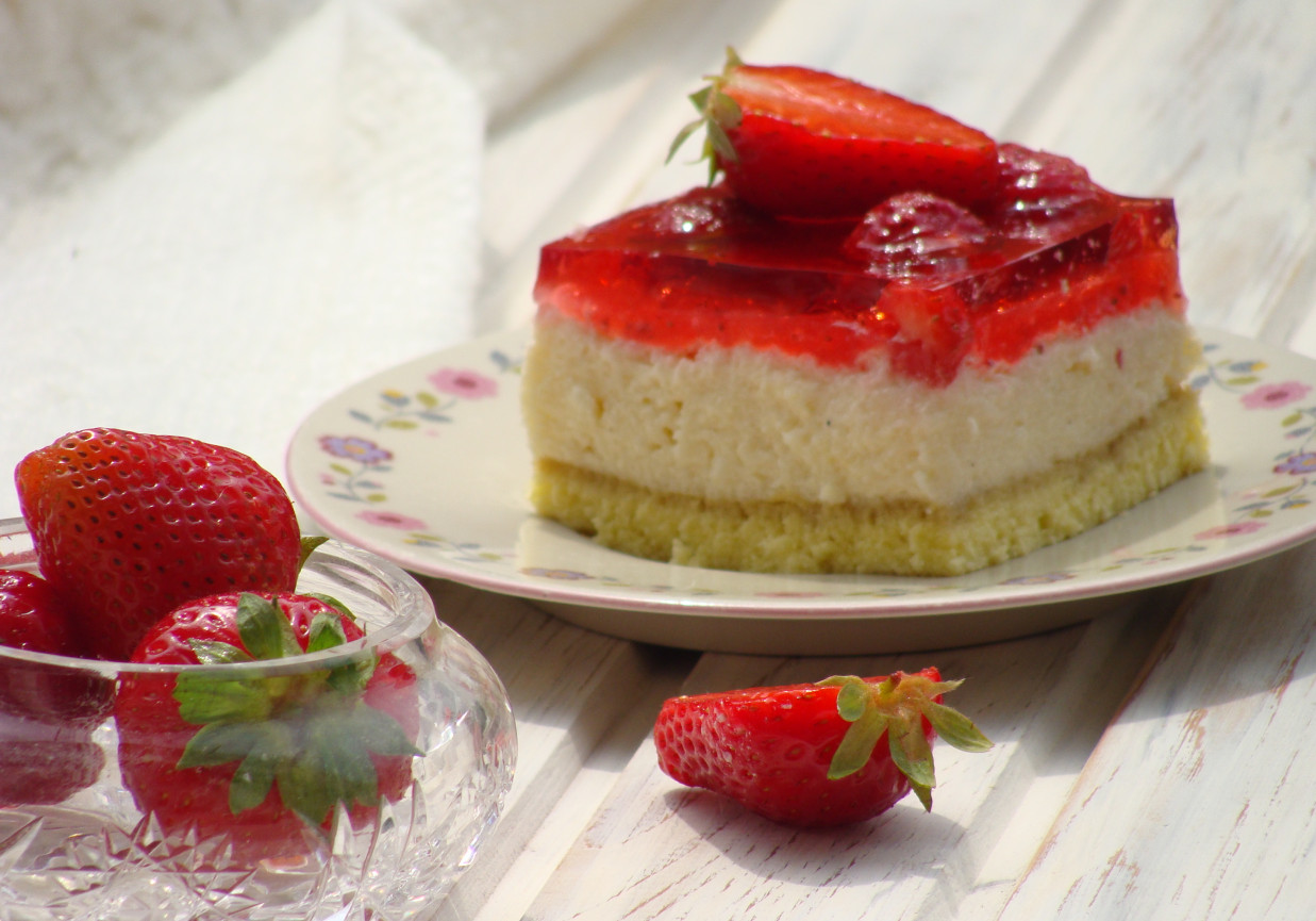 Ciasto z grysikowym kremem foto