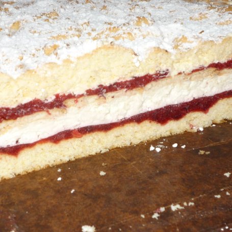Krok 5 - Ciasto z herbatnikami i musem owocowym foto