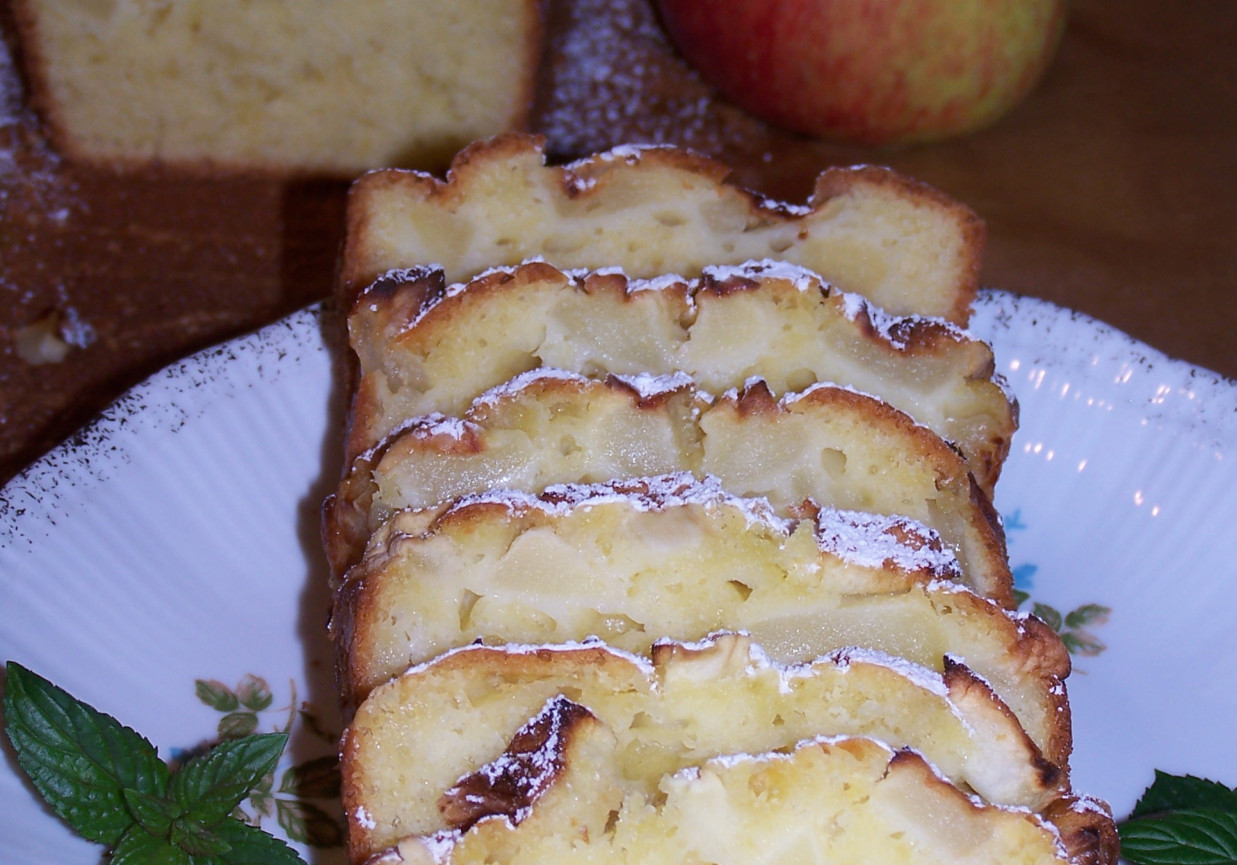 Ciasto z jabłkami na kefirze foto
