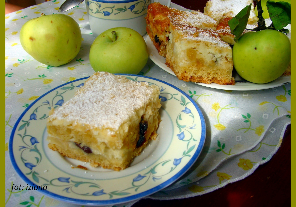 Ciasto z jabłuszkami foto