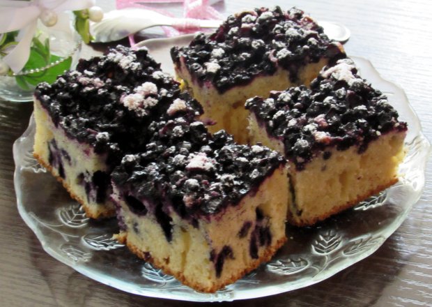 Fotografia przedstawiająca Ciasto z jagodami