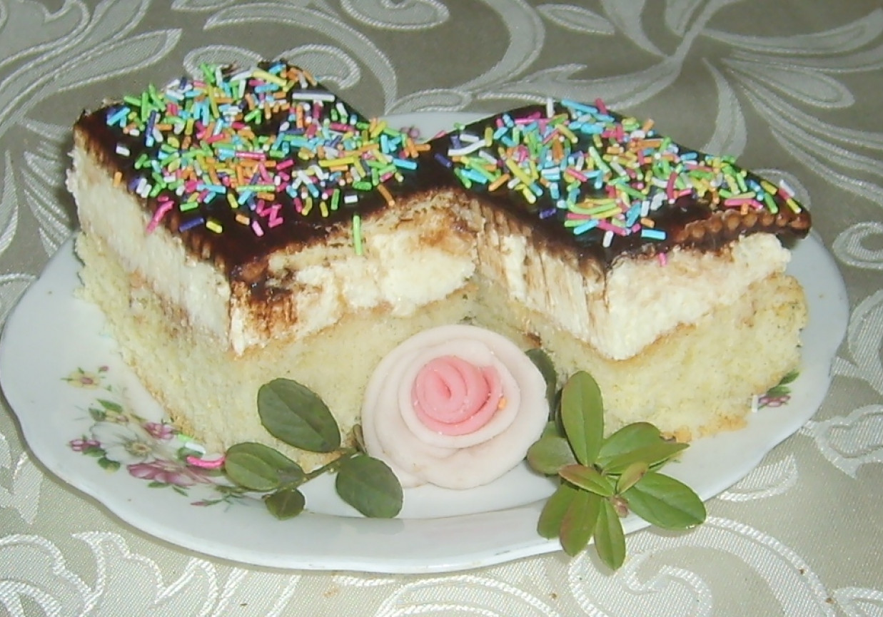 Ciasto z kaszą manną foto