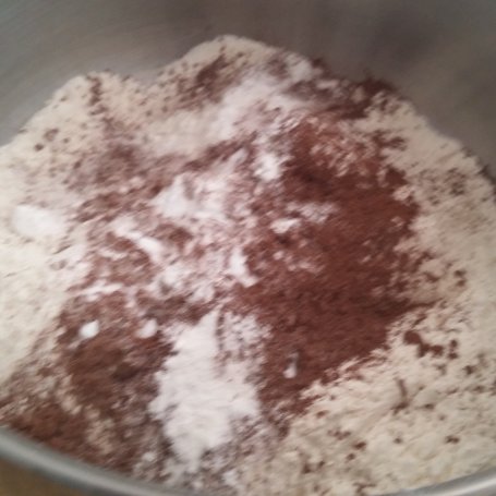 Krok 1 - Ciasto z kinder bueno foto