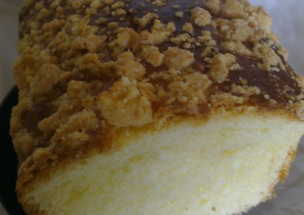 Fotografia przedstawiająca ciasto z kruszonką