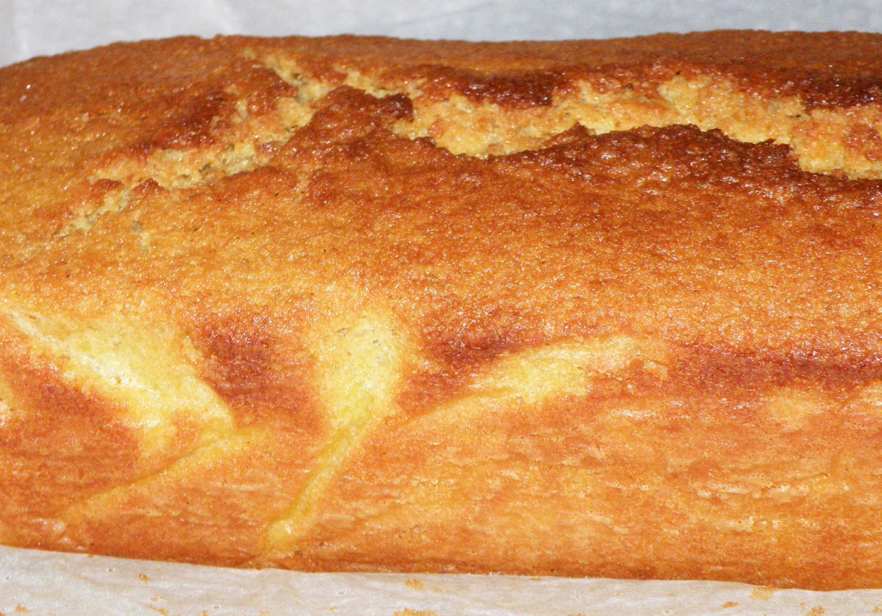Ciasto z mąki ryżowej z morelami i lnem foto