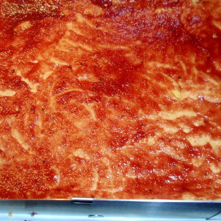 Krok 2 - Ciasto z malinami i galaretką foto