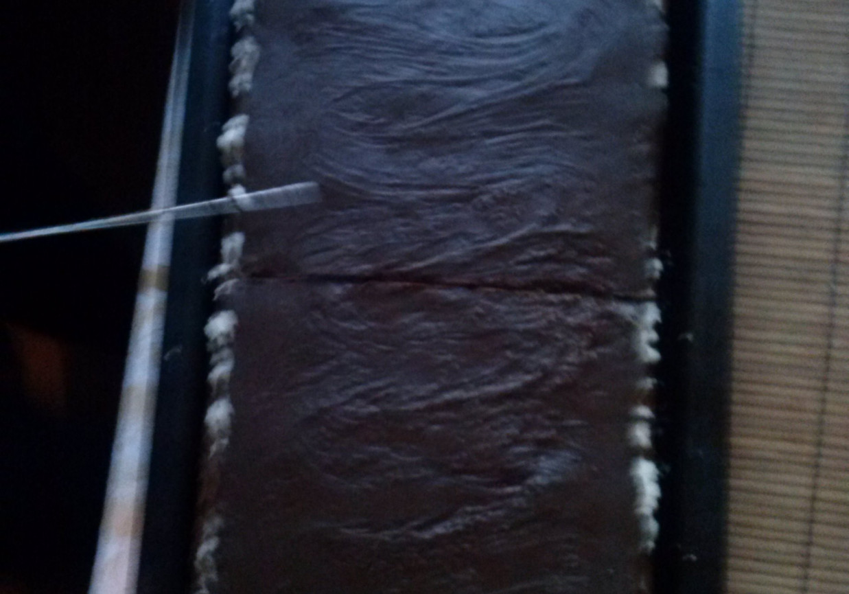 Ciasto z masą kokosową i polewą czekoladową foto