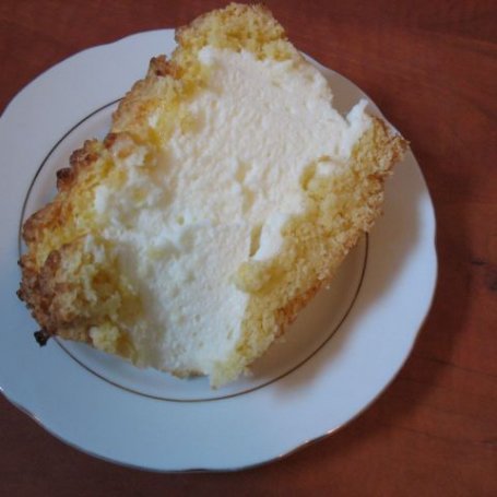 Krok 4 - Ciasto z masą ze śmietany foto