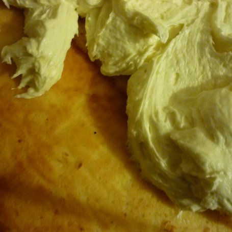 Krok 9 - Ciasto z serem i musem truskawkowym  foto