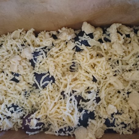 Krok 8 - Ciasto/placek ze śliwkami i kruszonką (ekspresowe) foto