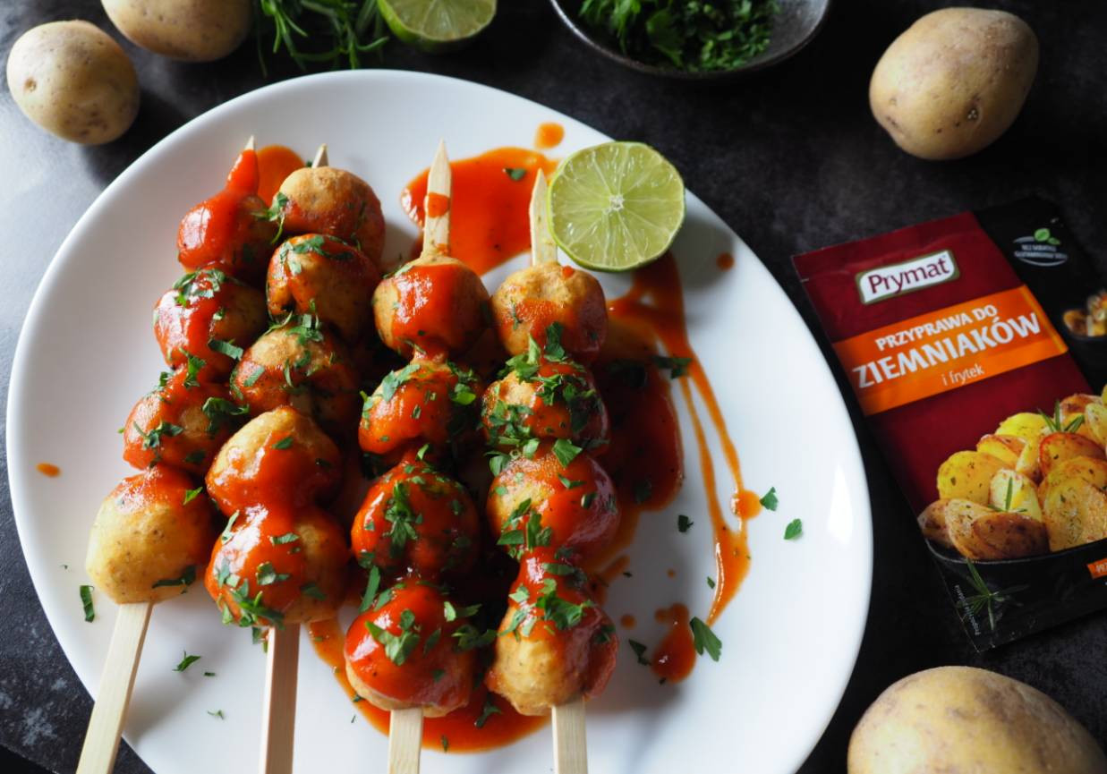 Co na obiad: Kuleczki ziemniaczane z sosem Buffalo wg Piotra Ogińskiego foto