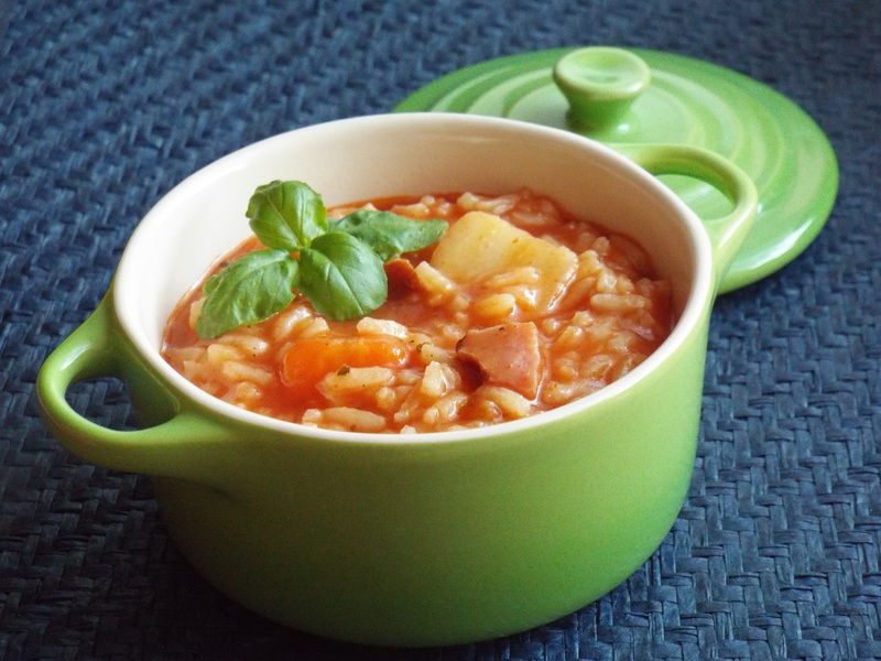 Zupa pomidorowa z ryżem na wędzonym boczku - medium