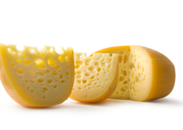 Co zrobić, gdy mamy problem ze starciem żółtego sera? foto