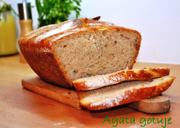 Fotografia przedstawiająca Codzienny chleb francuski