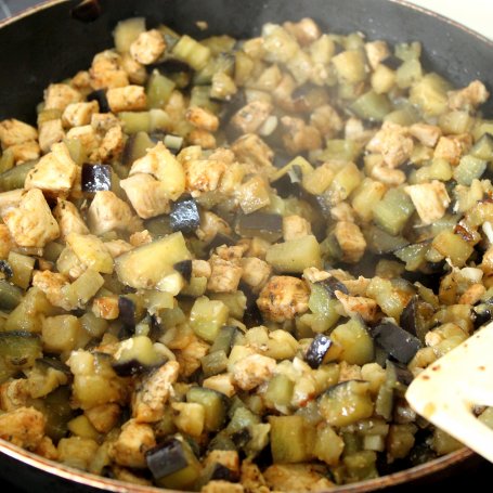 Krok 4 - Conchiglioni Giganti - muszle nadziewane bakłażanem i mięsem foto