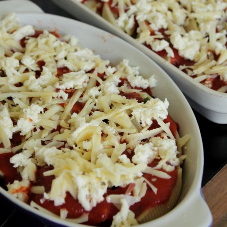 Krok 9 - Conchiglioni Giganti - muszle nadziewane bakłażanem i mięsem foto
