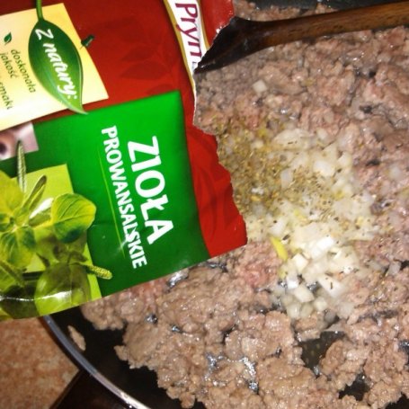 Krok 2 - Conchiglioni z mięsem pod mozzarellą podane z brokułem foto