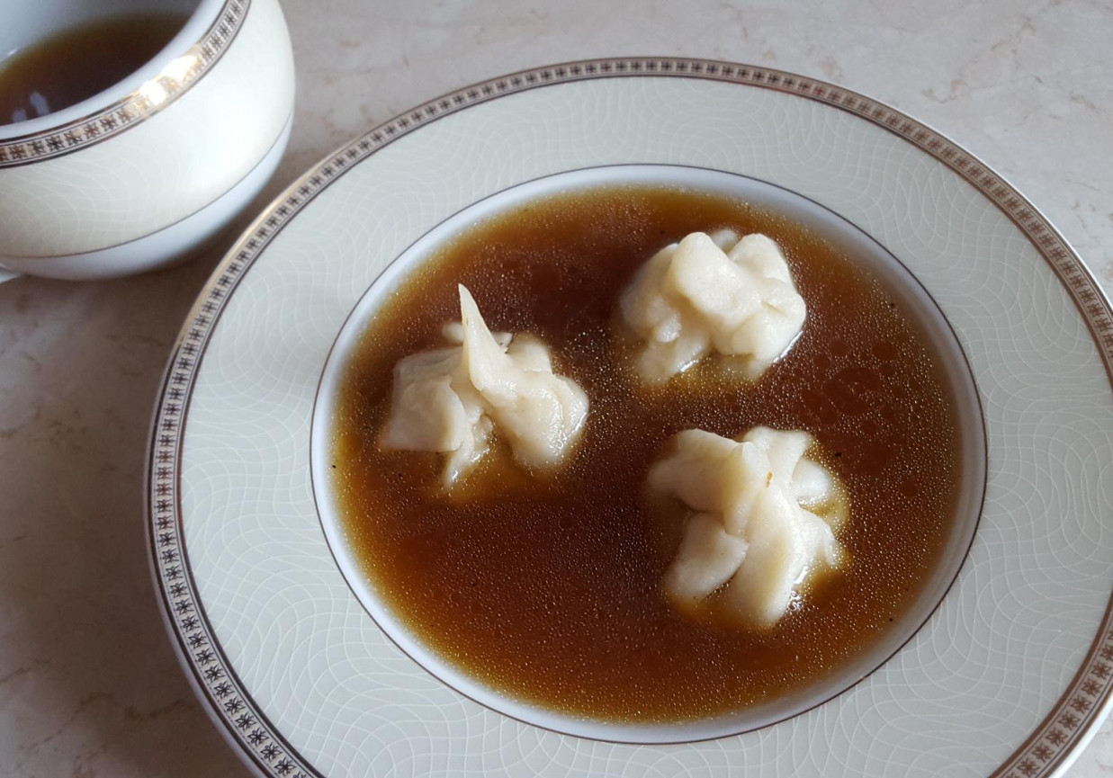 Consomme grzybowe z kaczki z pierożkami wonton DoradcaSmaku.pl