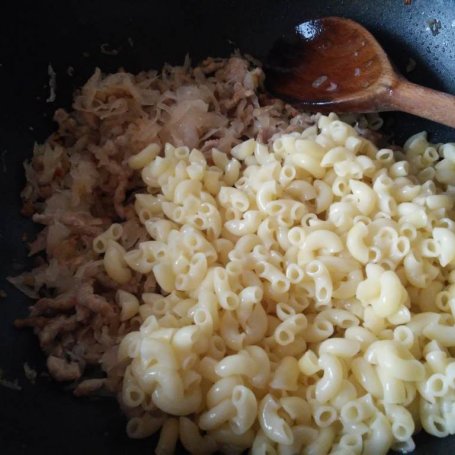 Krok 5 - Coquillette z kapustą i mięsem mielonym foto