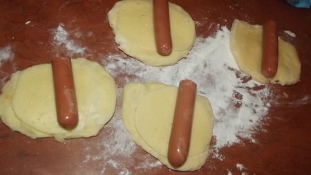 Coś dla dzieci na kolacje - ziemniaczane hot dogi
