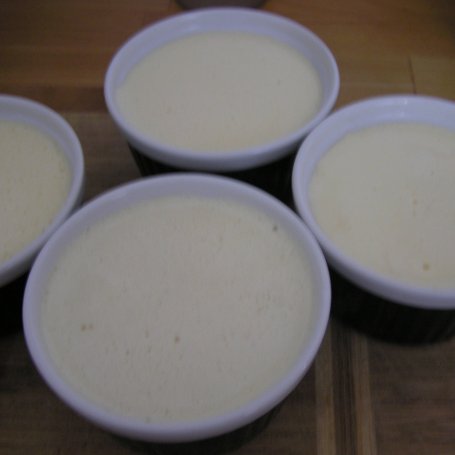 Krok 4 - Crème brûlée ze śliwką foto
