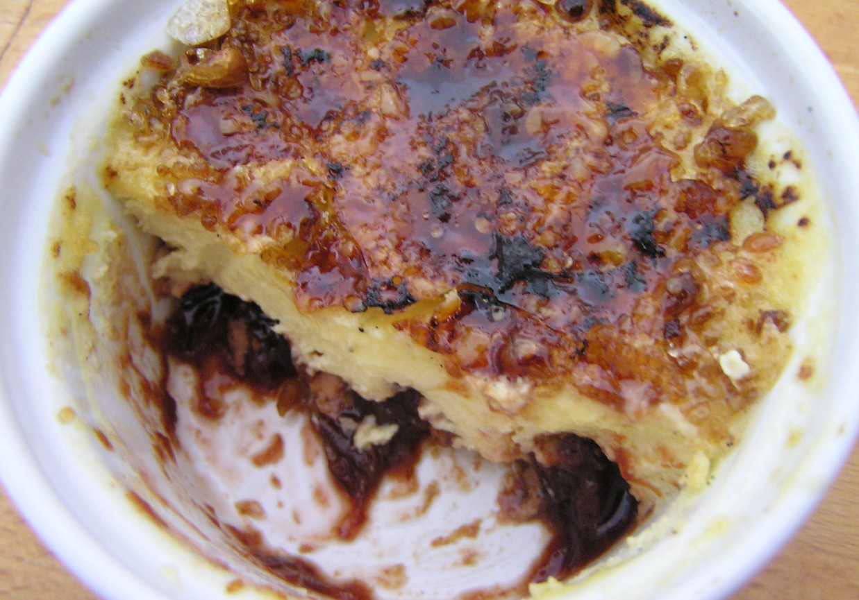 Crème brûlée ze śliwką foto