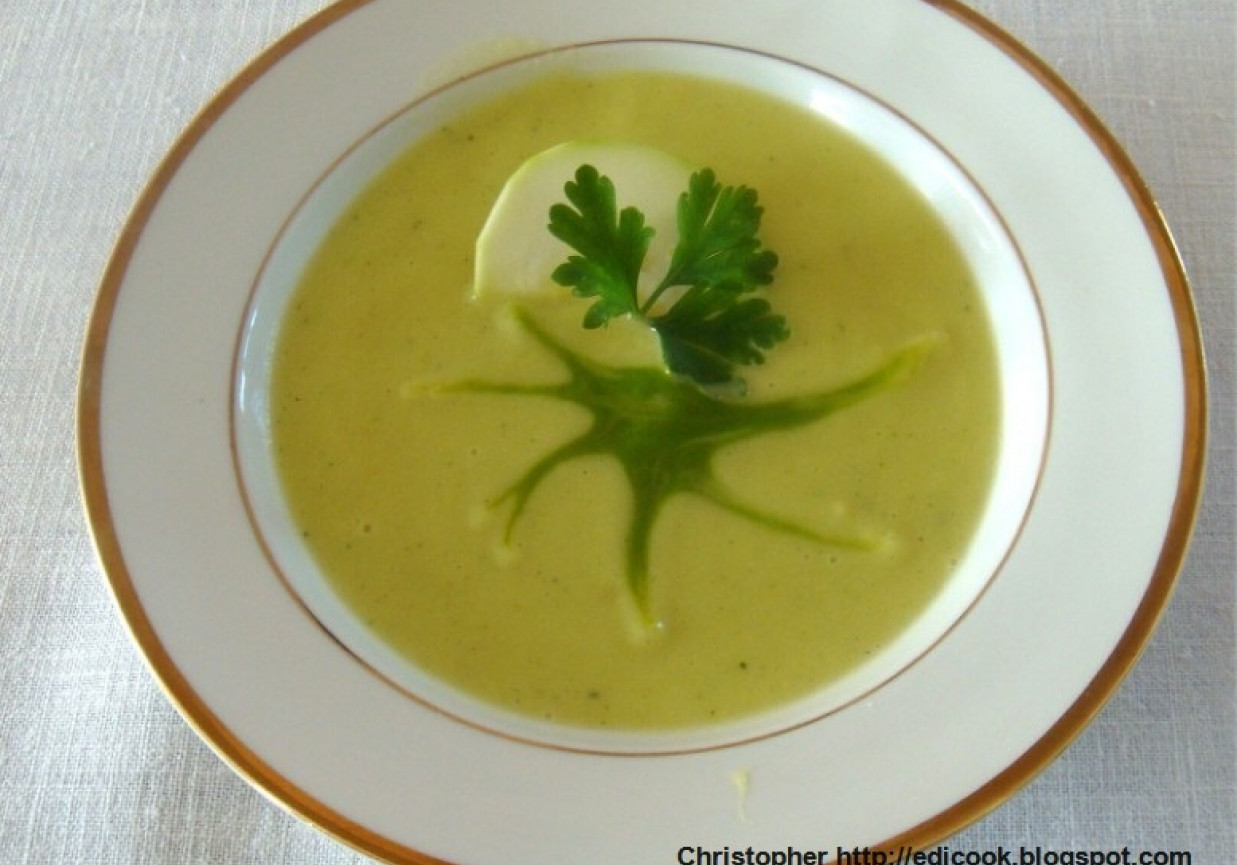 Creme de courgette - zupa krem z cukini foto