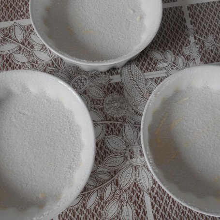 Krok 1 - Crumble z owocami i płatkami migdałowymi foto