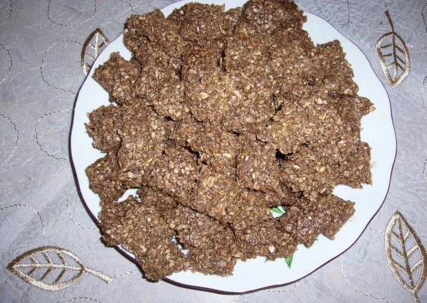 Fotografia przedstawiająca cukierki z płatków owsianych