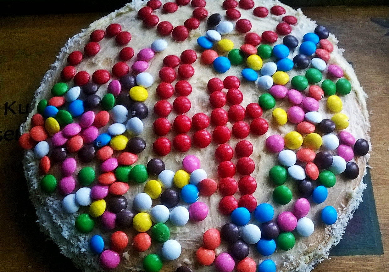 Cukierkowy tort miętowo- wiśniowy foto