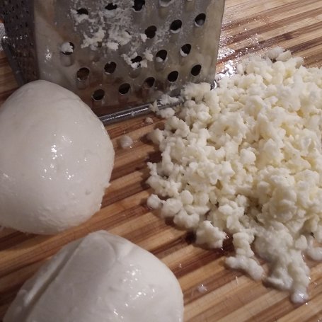 Krok 5 - Cukinia faszerowana serem foto