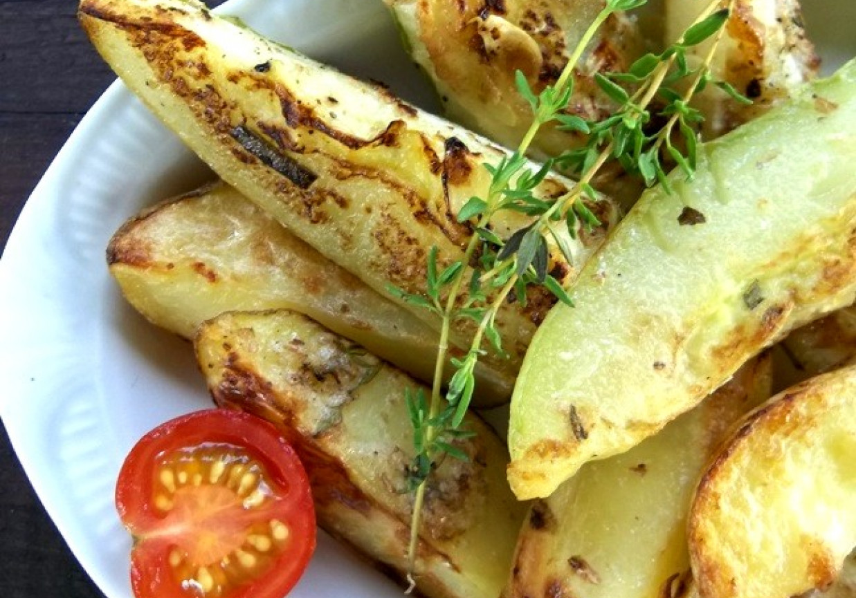 cukinia i młode ziemniaki z pieca foto