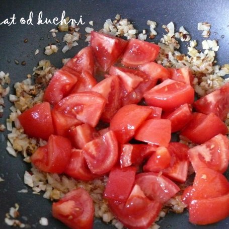 Krok 3 - Cukinia w pomidorach foto