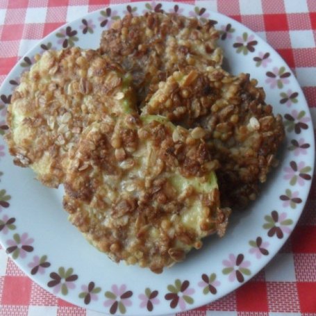 Krok 4 - Cukinia z cynamonem w musli foto