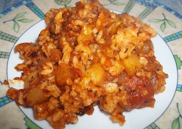 Fotografia przedstawiająca Cukinia z ryżem w pomidorach
