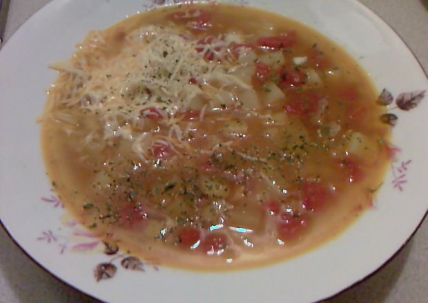 Fotografia przedstawiająca Cukiniowa z pomidorami