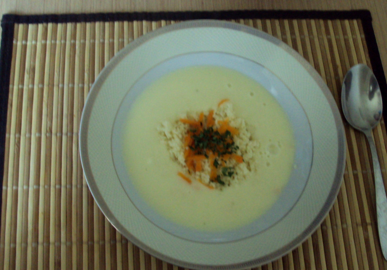 Cukiniowa zupa krem foto