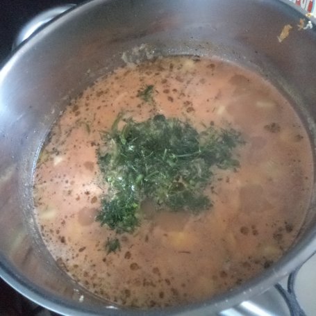 Krok 7 - Cukiniowa zupa z ryżem i świezym  koperkiem :) foto